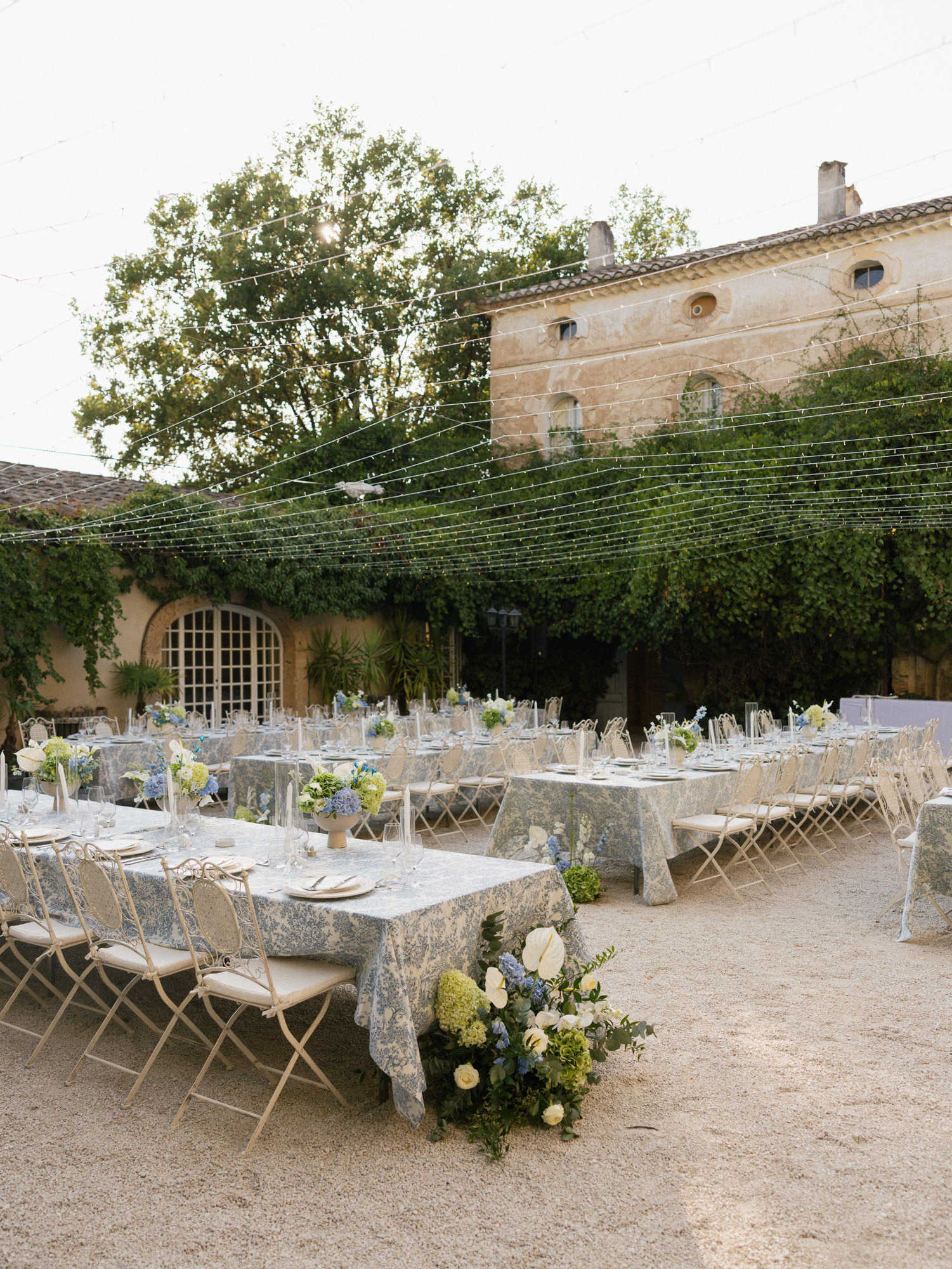 Wedding reception at Château Robernier in Provence