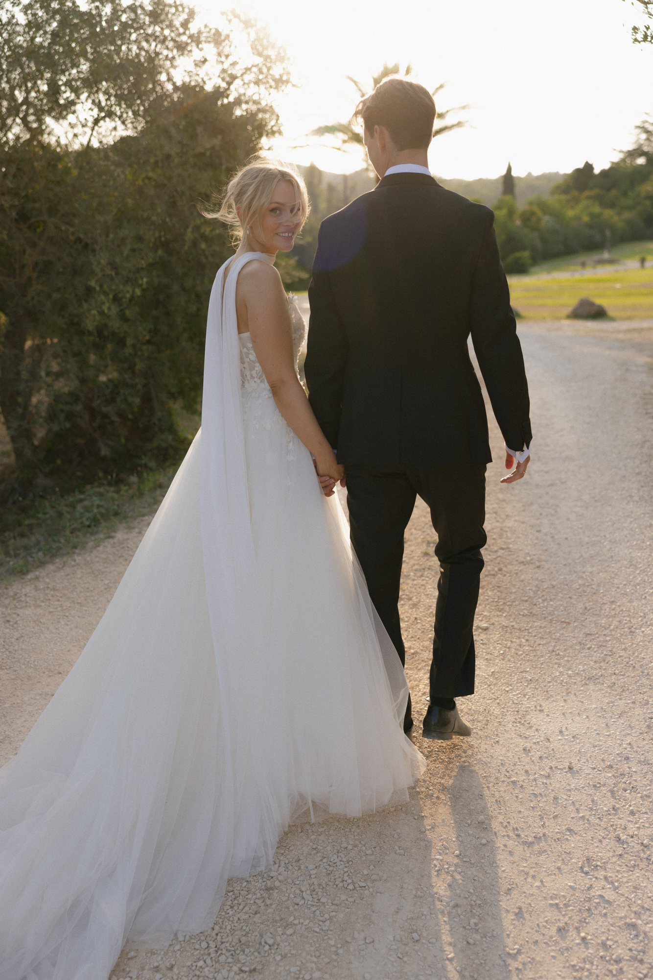 Wedding reception at Château Robernier during golden hour in Provence