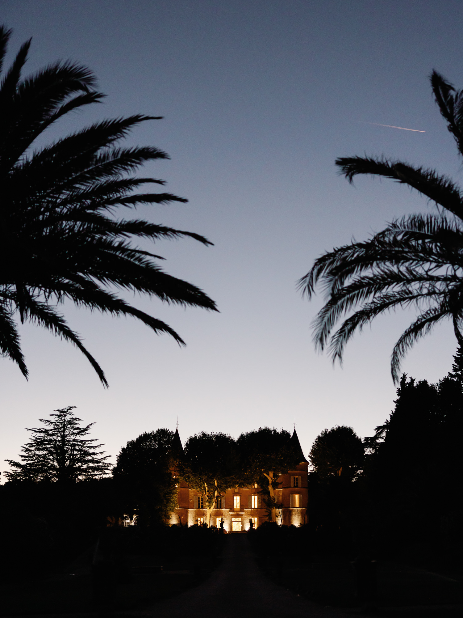 Wedding celebration at Château Robernier in Provence